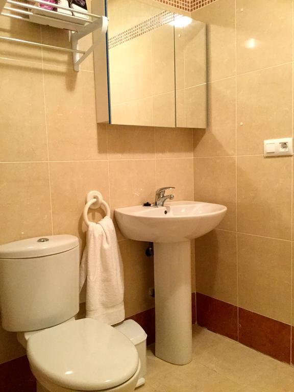 Velez Apartment Velez de Benaudalla Bagian luar foto